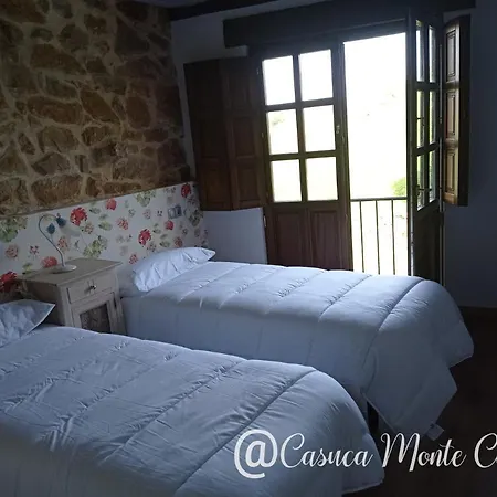 Casa Con Encanto En La Hayuela, Situada A 5 Min De Comillas *