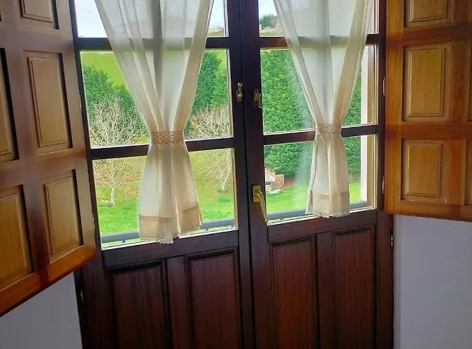 Сasa de vacaciones Casa Con Encanto En La Hayuela, Situada A 5 Min De Comillas Udias