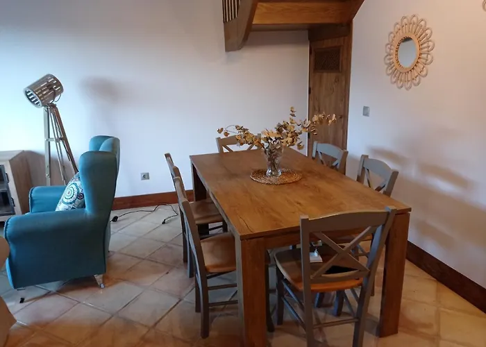 Casa Con Encanto En La Hayuela, Situada A 5 Min De Comillas *